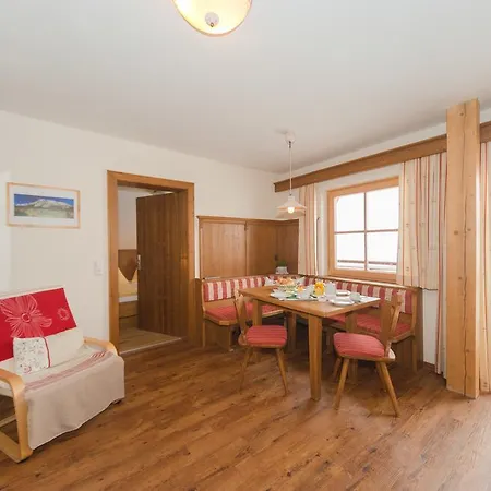 Gloesalm Apartment Ramsau am Dachstein